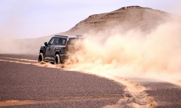 �A�����־�c��ʿ�ܖ|���½��Ĝy(c��) ��ʿM817���x������ԽҰ����(bi��o)�U